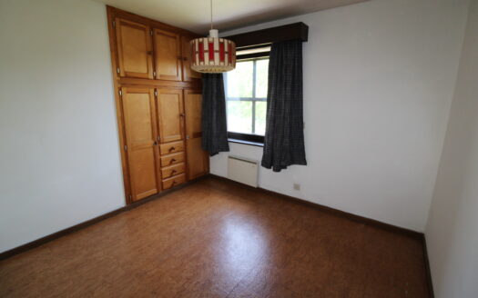 Open bebouwing met 4 slaapkamers en dubbele garage met uitstekende ligging te Opwijk – ref.: 4570