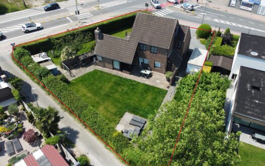 Open bebouwing met 4 slaapkamers en dubbele garage met uitstekende ligging te Opwijk – ref.: 4570