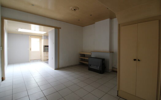 Te renoveren woning met potentieel gelegen te Aalst – ref.: 4118