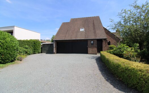 Open bebouwing met 4 slaapkamers en dubbele garage gelegen te Opwijk – ref.: 4570