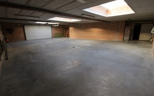 Handelspand met woonst op uitstekende ligging te Opwijk – ref.: 4598